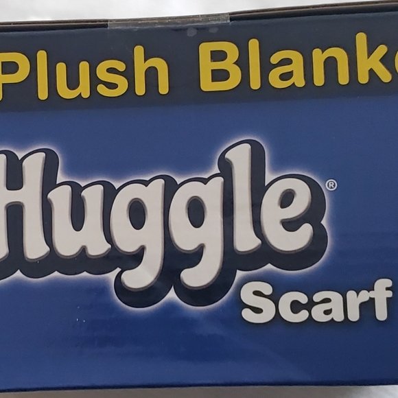 Huggable🧣❄️☃️ - Picture 7 of 7